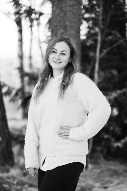 Olemme nyt Kokkolassa -tervetuloa Julia! 1 Asuntokuvaus Kokkola, Julia Mietola, Zentuvon uusi kuvaaja